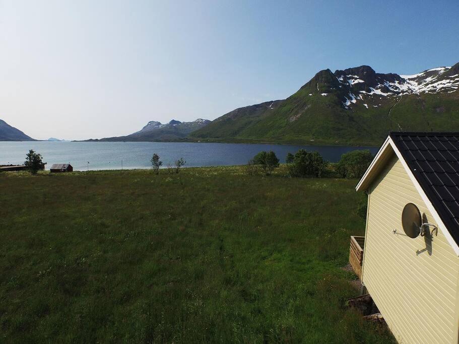 Charming House By The Sea, Lofoten! Laupstad Exterior photo