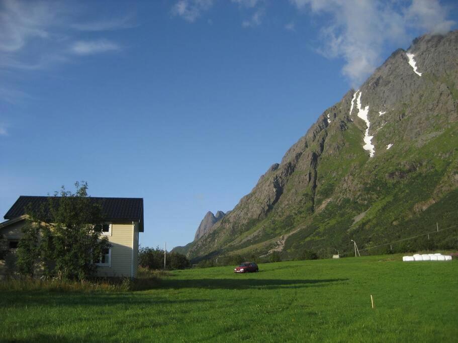 Charming House By The Sea, Lofoten! Laupstad Exterior photo